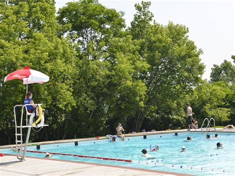 Inquinte Ca Kinsmen Pool In Belleville Opens Friday For The Summer