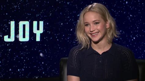 Jennifer Lawrence Discusses New Movie Joy Abc7 Los Angeles