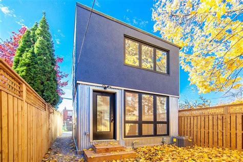 Laneway House In Toronto Is A Spacious Sunny Gem Hidden Away In A