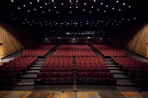 Loeb Drama Center: Explore Performance Venue