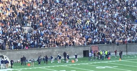 Look Yale Students Strip Nude Cause Delay During Harvard Game