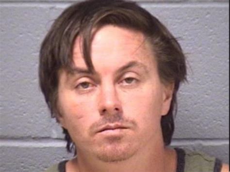 Man Vows To Kill Joliet Police After Throwing Rocks At Nena S Bar Jpd