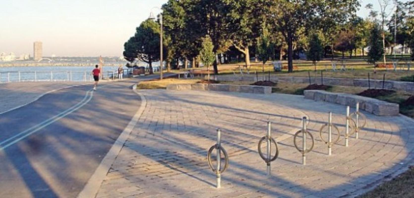 Marilyn Bell Park Next To Toronto S Waterfront Comes With An Unreal