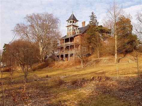 Marsh Hall Yale