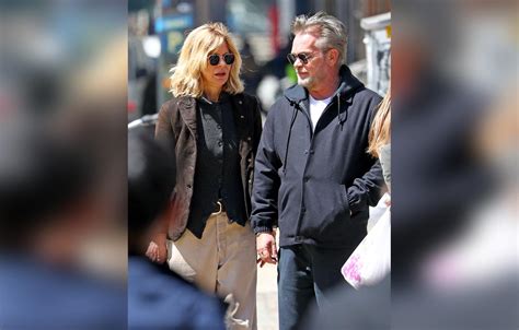 Meg Ryan Amp 39 S Biggest Secrets And Scandals Revealed Amid Split