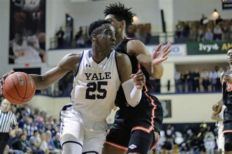 Men S Basketball No 2 Yale Defeats No 3 Princeton 83 77 In Ivy