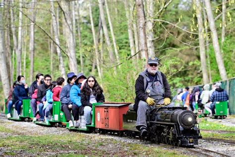 Miniature Train Ride Returns To Burnaby On Good Friday Burnaby Now