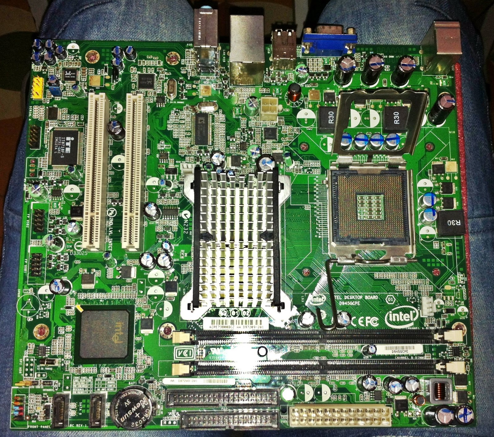 Motherboard Definition Computer Memory Types Of Computer Memory