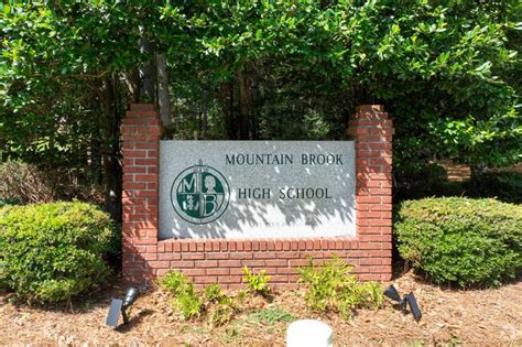 Mountain Brook High School 3650 Bethune Dr Mountain Brook Alabama