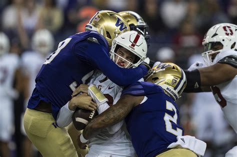 No 18 Washington Dominates In 40 22 Thumping Of Stanford The Columbian