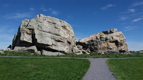 Okotoks Big Rock