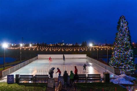 Outdoor Ice Skating Rinks In And Around Vancouver To Check Out This