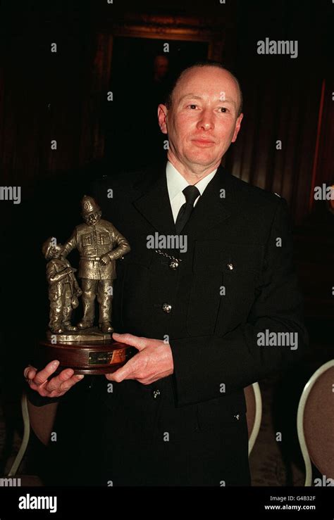 Pa News Photo 29 1 98 Pc Paul Hurst A Bobby Who Patrols One Of The