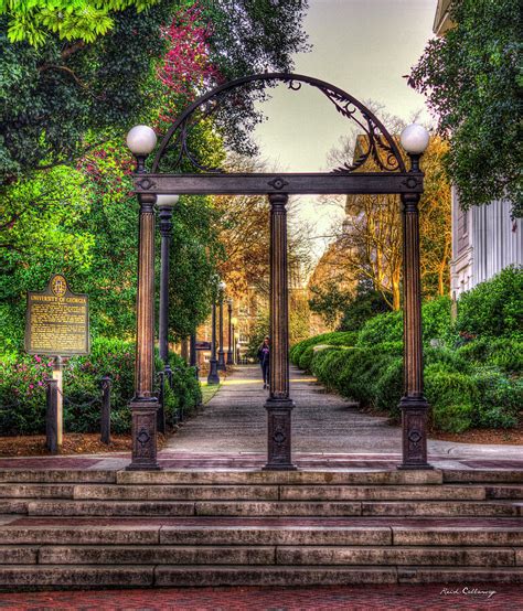 Premium Photo Athens Georgia Usa At The University Of Georgia Campus Arch