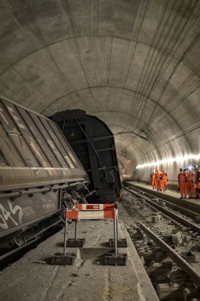 Progress Reported In Gotthard Base Tunnel Repairs Trains