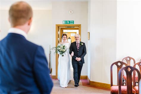 Registry Office Near Me: Get Married Easily Today