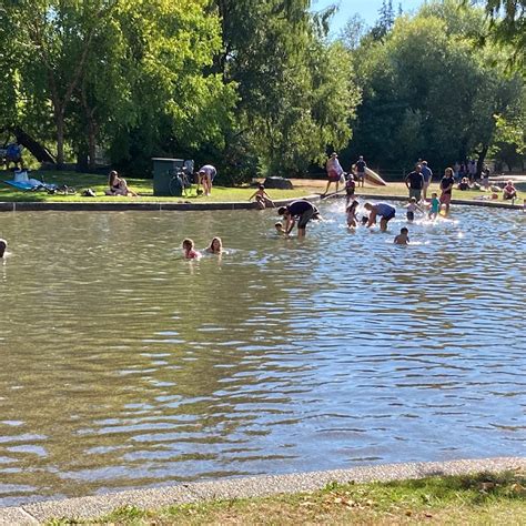 Riley Park Wading Pool Hours: Plan Your Visit