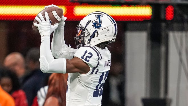 See Travis Hunter Score First Touchdown Of Jackson State Football Career