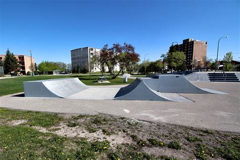 St Vital Skatepark Winnipeg Mb Skateparktour Ca