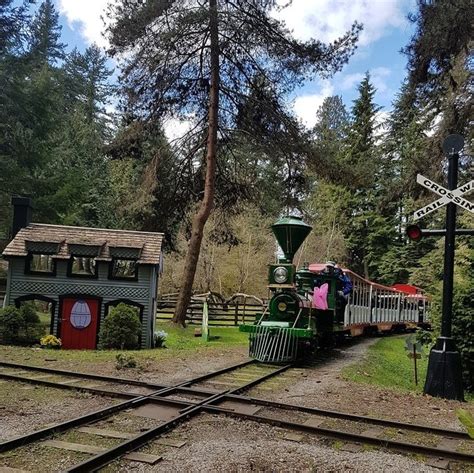 Stanley Park S Mini Train Adding New Dates To Summer Schedule Events