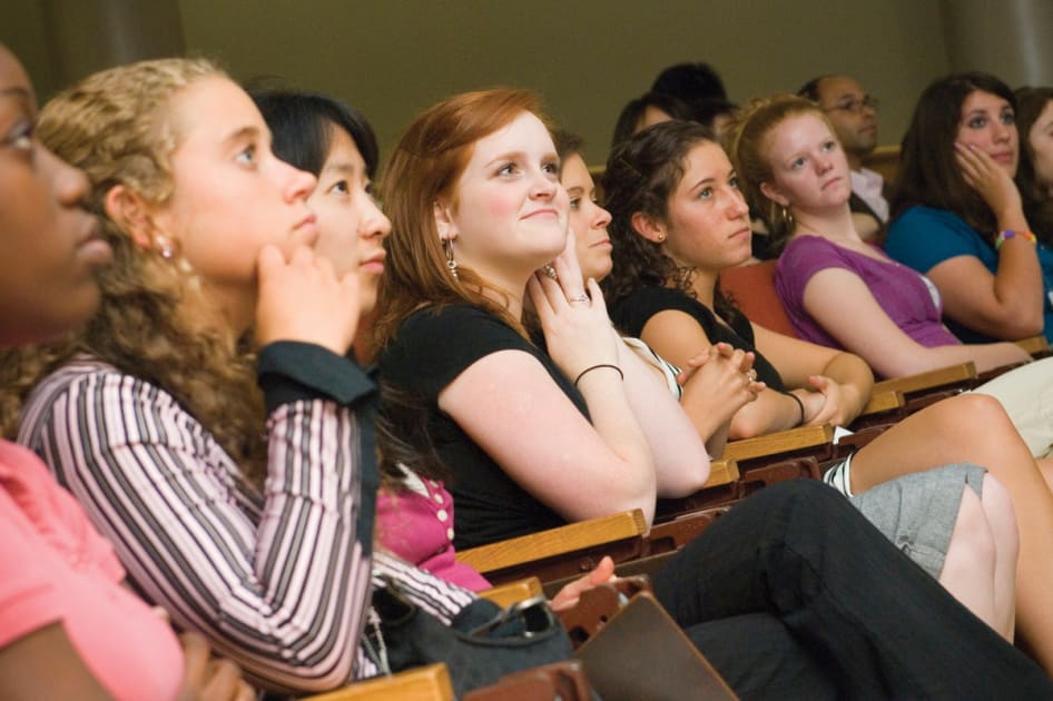 Summer Program Brings High School Students Into Yale Labs To Do Research