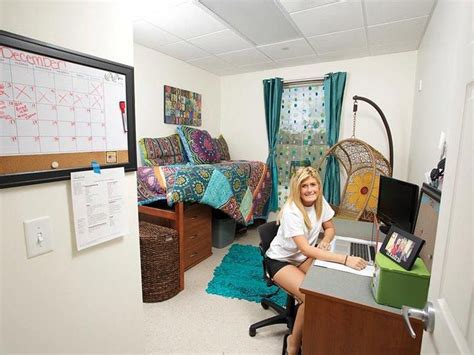 The 10 U S Colleges With The Best Dorm Rooms Florida Gulf Coast