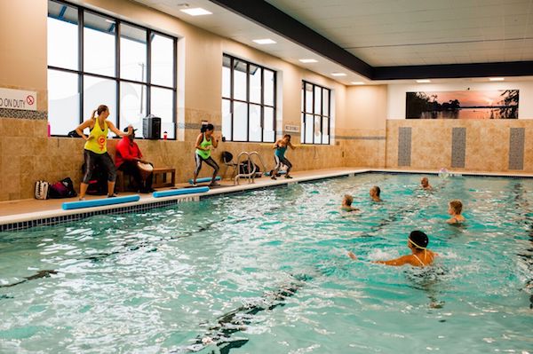 The 7 Best Gyms With Pools Saunas Hot Tubs Trusty Spotter