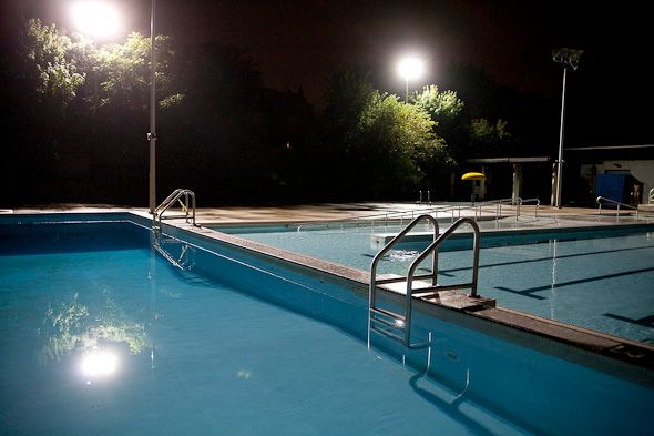 The Best Makeout Spots In Toronto 2 Christie Pits Pool