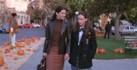 The Top 10 Most Autumnal Gilmore Girls Episodes Ever