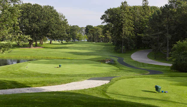 Toronto Golf Courses: Best Rounds Guaranteed