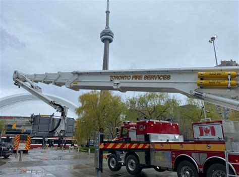 Toronto Unveils North America S Tallest Firefighting Aerial Apparatus