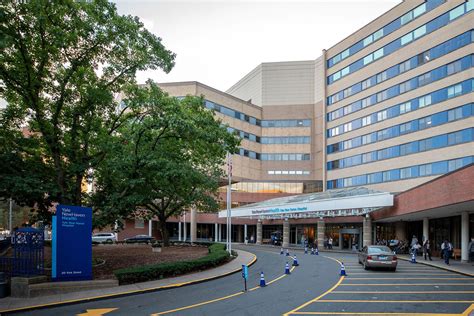 U S News World Report Ranks Yale New Haven Hospital As Top In The