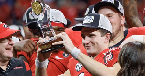 Watch Emotional Acceptance Speech Perfectly Sums Georgia Football