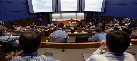 What Are Yale Economics Seminars? Expert Insights