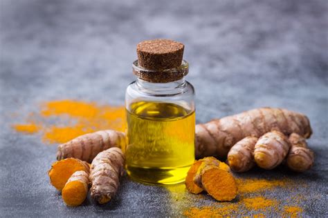 What Is Turmeric Oil? Natural Remedies Inside