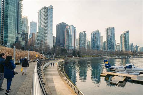 What's Coal Harbour Park Like? Insider Tips