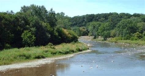 What's Humber Marshes Park? Explore Trails