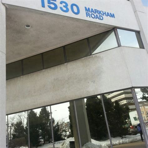 What's Near 1530 Markham Rd? Find Local Amenities