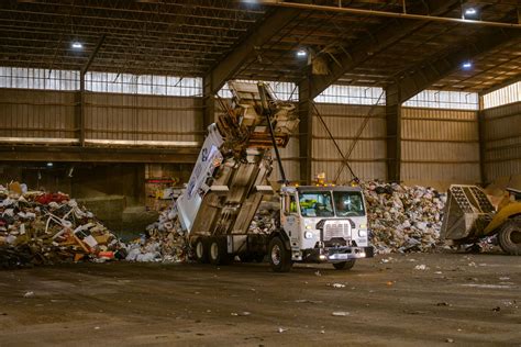 When Do Toronto Dump Sites Close? Hours And Locations