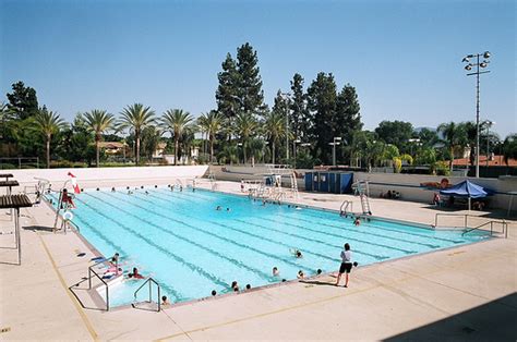 When Does High Park Pool Close? Hours Inside