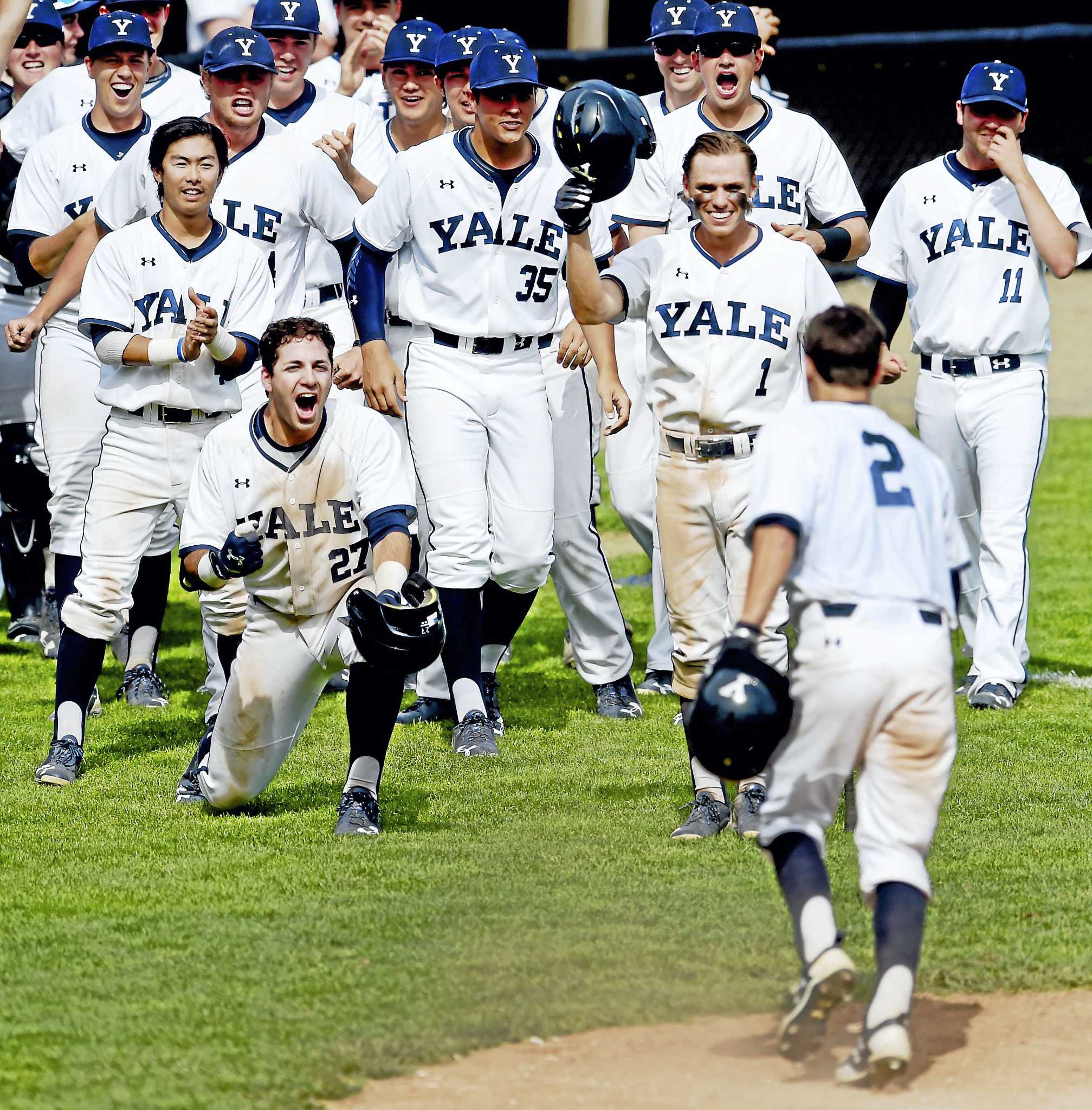 Yale Baseball Team Wins Ivy League Title Earns Ncaa Tournament Bid