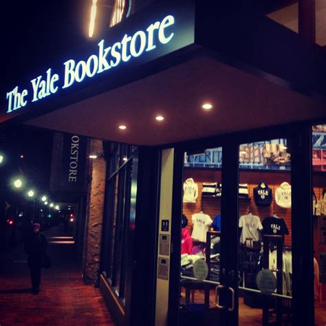 Yale Bookstore Newhaven Ct Yale Ivyleague Elmcity Newengland