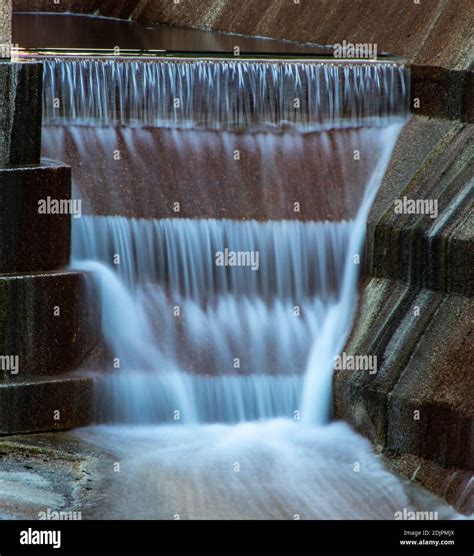 Yale Dam Hi Res Stock Photography And Images Alamy