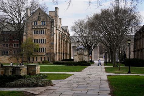 Yale Endowment Grows 1 8 Percent Yale Daily News