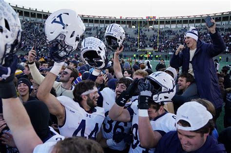 Yale Football Rebuild On The Move Yale Daily News