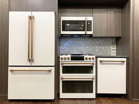 Yale Framingham S New Appliance Displays