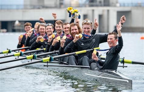 Yale Heavyweight Crew Guide: Rowing Excellence