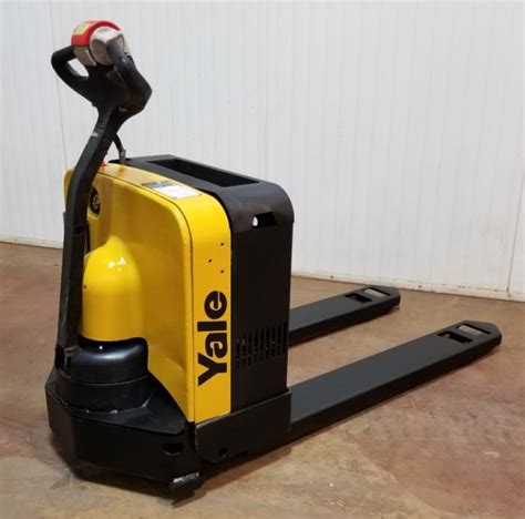 Yale Mpb040 En24t2748 4 000 Lb Capacity 24V Electric Walk Behind