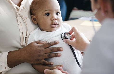 Your Baby S First Checkup With The Pediatrician Pediatric Partners Of