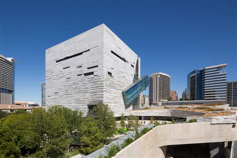 Your Visit To Perot Museum